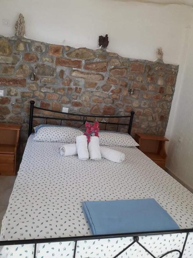 Giota & Antonia Apartments Koróni Εξωτερικό φωτογραφία