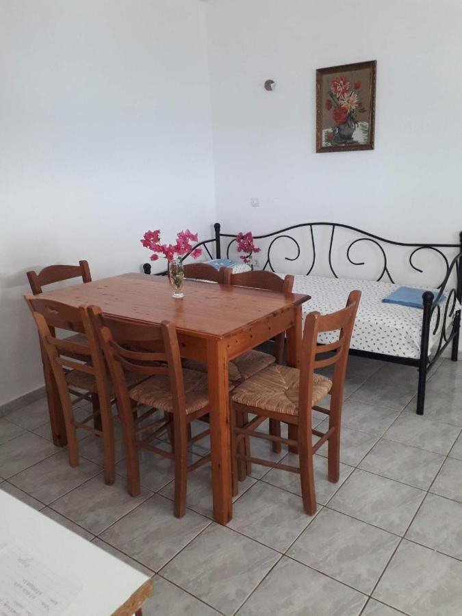 Giota & Antonia Apartments Koróni Εξωτερικό φωτογραφία
