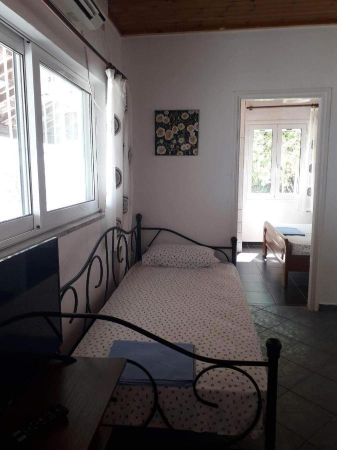 Giota & Antonia Apartments Koróni Εξωτερικό φωτογραφία